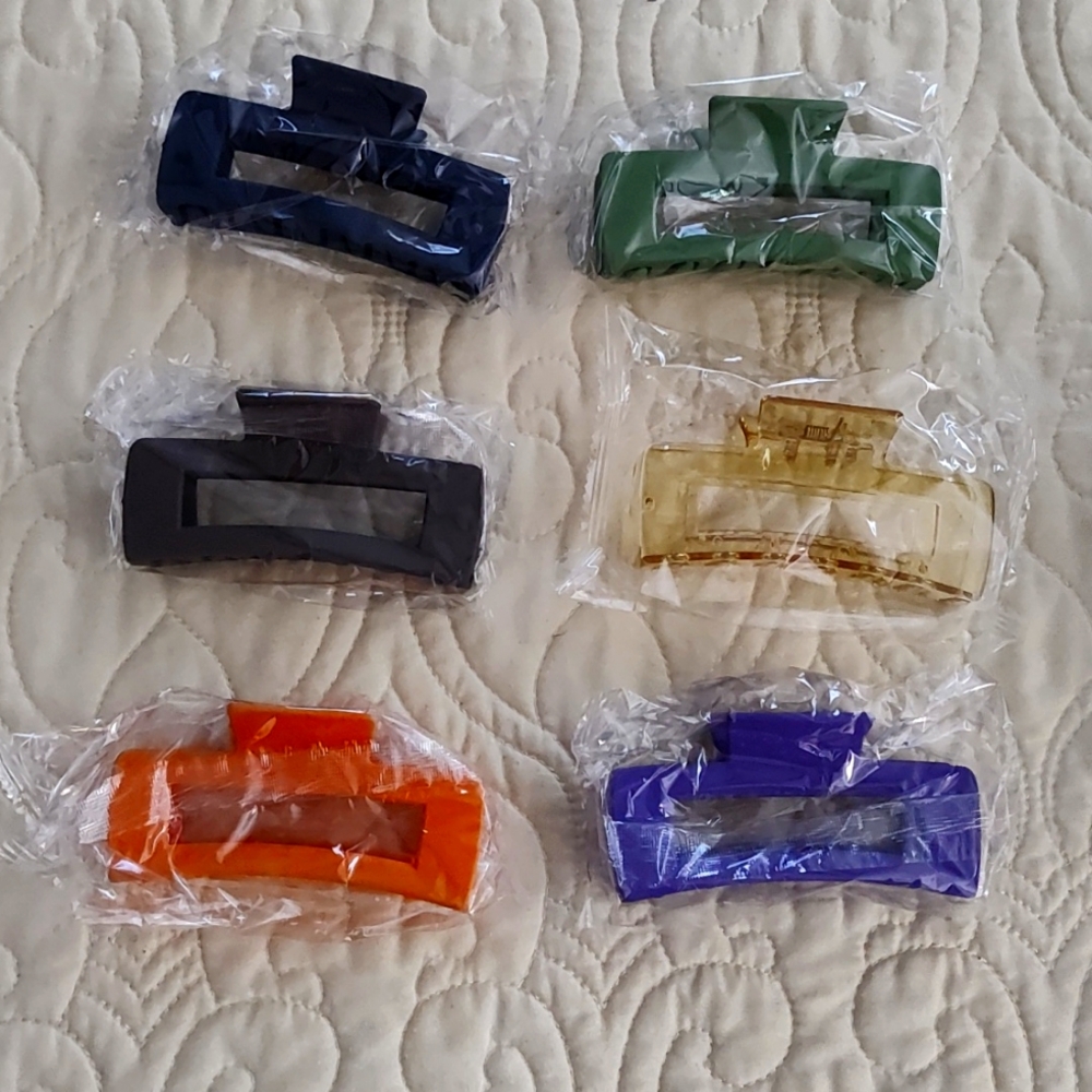 Hair clips